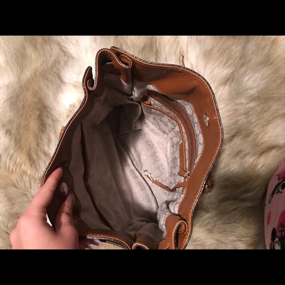 Purse - Picture 5 of 5